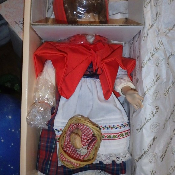 Little Red Riding Hood by Dianna Effners 1995 - Picture 2 of 7